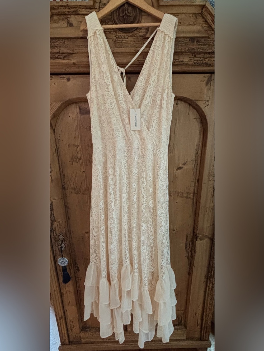 Sundance Champs De Fleur Cream Lace Ruffle Hem Maxi Dress size M NWT